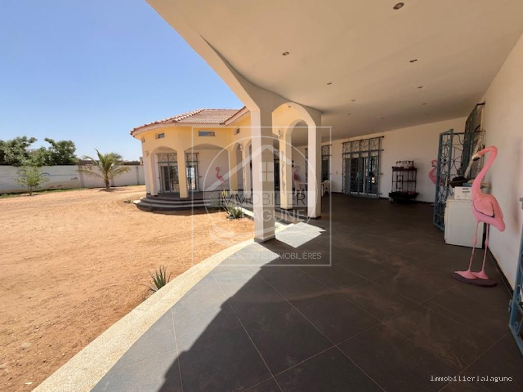 Agence Immobilière Saly Sénégal - V3360 - Villa à NGUERIGNE - V3360 propriété a nguerigne senegal