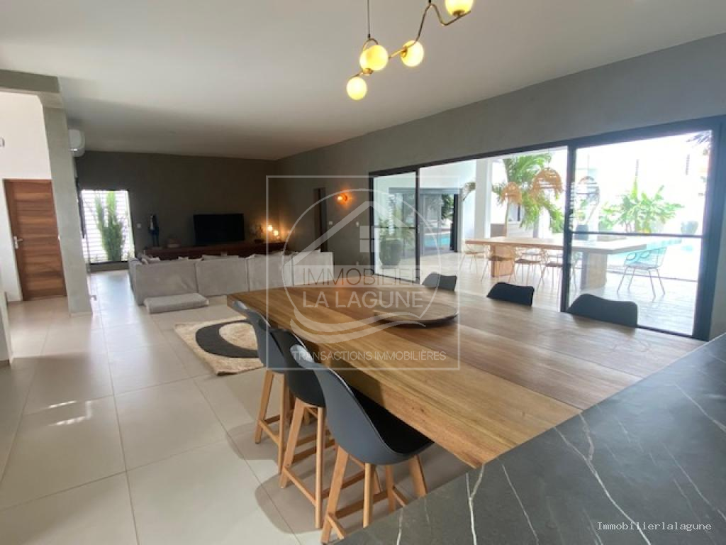Agence Immobilière Saly Sénégal - V3361 - Villa à NGAPAROU - V3361 villa a vendre ngaparou senegal