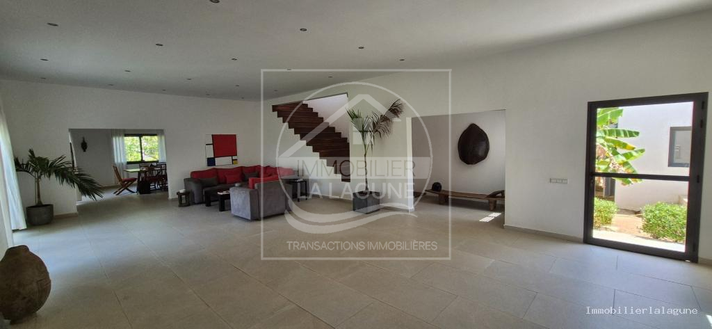 Agence Immobilière Saly Sénégal - V3367 - Villa à NGAPAROU - 