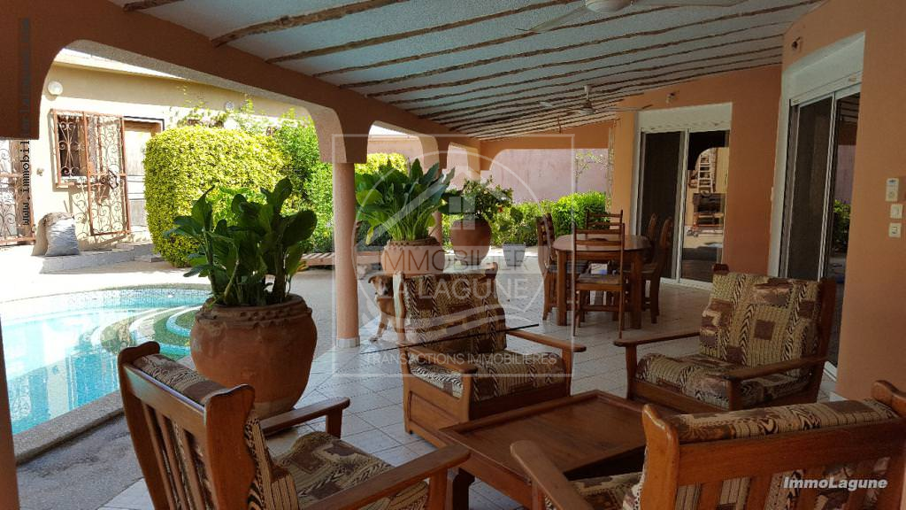 Agence Immobilière Saly Sénégal - V2283 - Villa à SALY - V2283 villa-a-vendre-saly-senegal-piscine