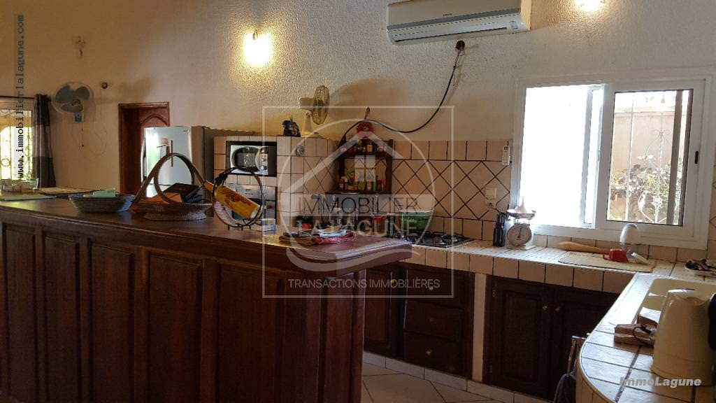 Agence Immobilière Saly Sénégal - V2283 - Villa à SALY - V2283 villa-a-vendre-saly-senegal-piscine