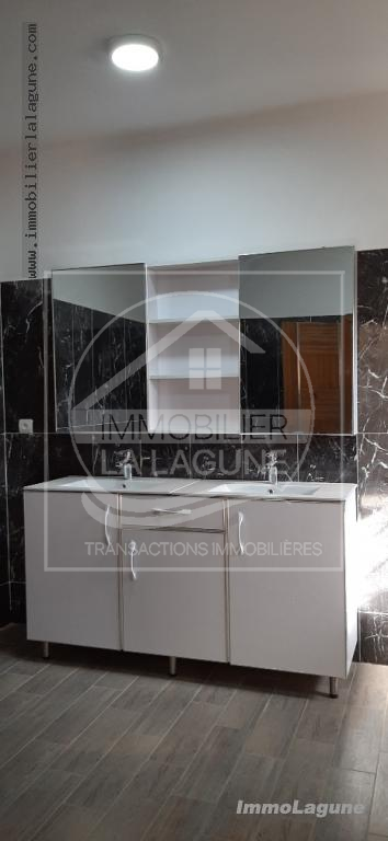 Agence Immobilière Saly Sénégal - V2528 - Villa à NGAPAROU - V2528-villa-en-vente-a-ngaparou-senegal-avec-piscine