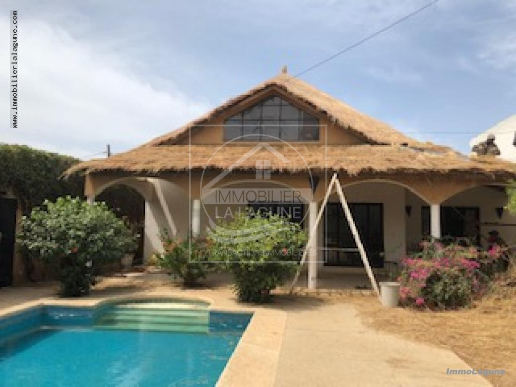 Vente Villa 231 m2 Terrain 587 m2 Saly Sénégal Réf. V1662