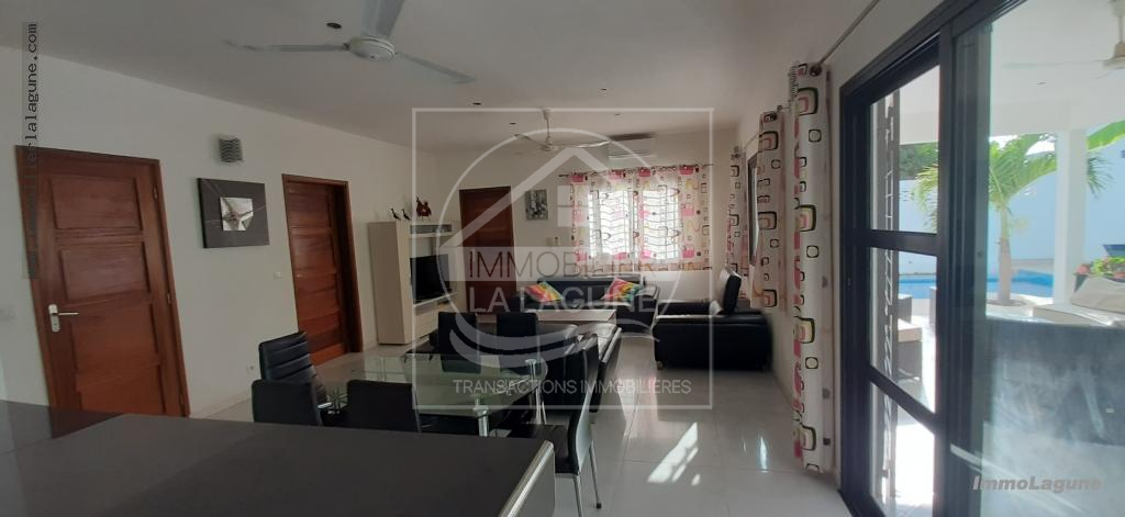 Agence Immobilière Saly Sénégal - V2689 - Villa à NGAPAROU - V2689 villa a vendre ngaparou senegal proche mer