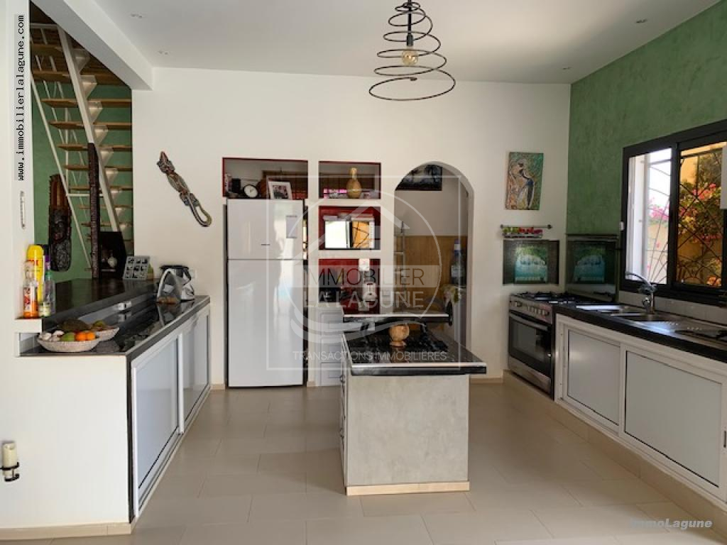 Agence Immobilière Saly Sénégal - V2734 - Villa à NGAPAROU - V2734 villa a vendre ngaparou senegal