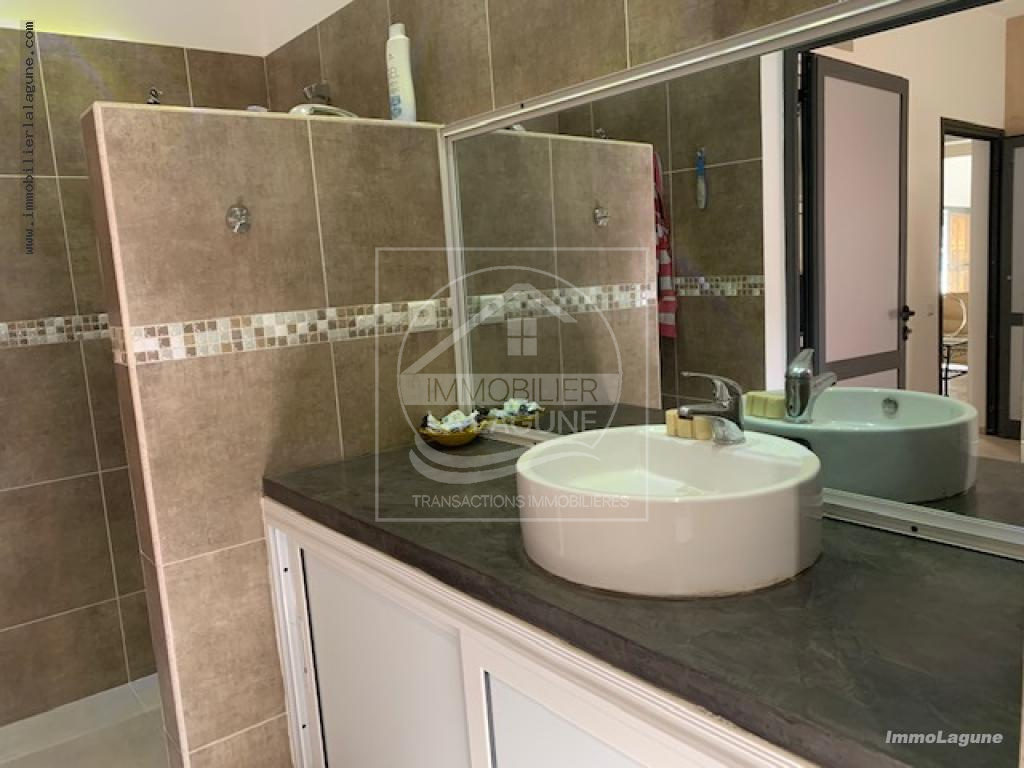 Agence Immobilière Saly Sénégal - V2734 - Villa à NGAPAROU - V2734 villa a vendre ngaparou senegal