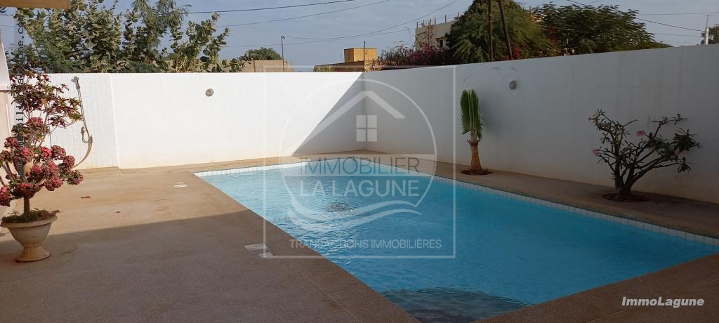 Agence Immobilière Saly Sénégal - V2749 - Villa à NGAPAROU - V2749-villa-a-vendre-a-ngaparou-senegal-avec-piscine