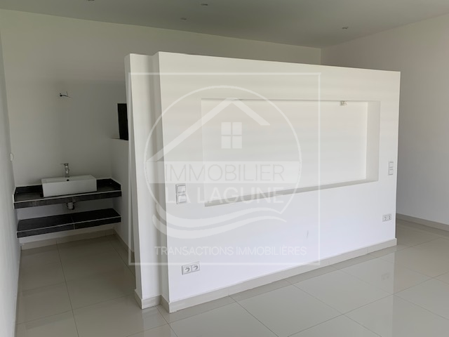 Agence Immobilière Saly Sénégal - V2787 - Villa à SALY - V2787 villa contemporaine a vendre saly senegal