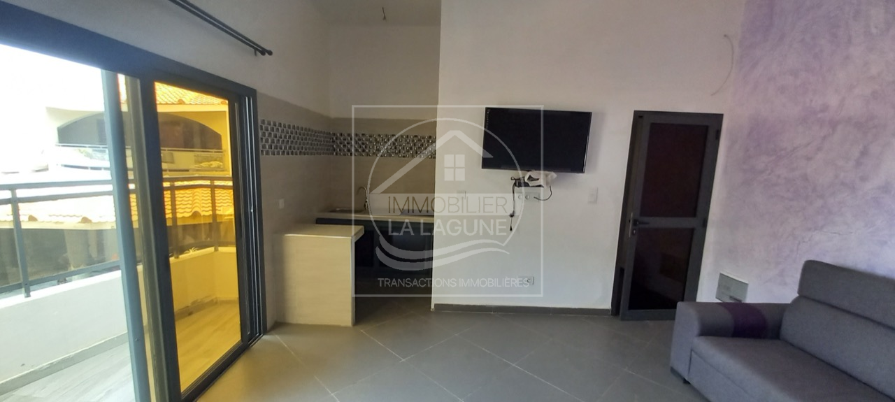 Agence Immobilière Saly Sénégal - V2803 - Villa à NGAPAROU - V2803-grande-villa-a-vendre-a-ngaparou-senegal-avec-piscine