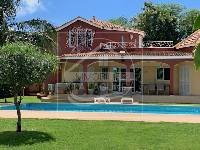 Agence Immobilière Saly Sénégal - V2537 - Villa à NGAPAROU - V2537-villa-en-residence-a-ngaparou-senegal-avec-piscine