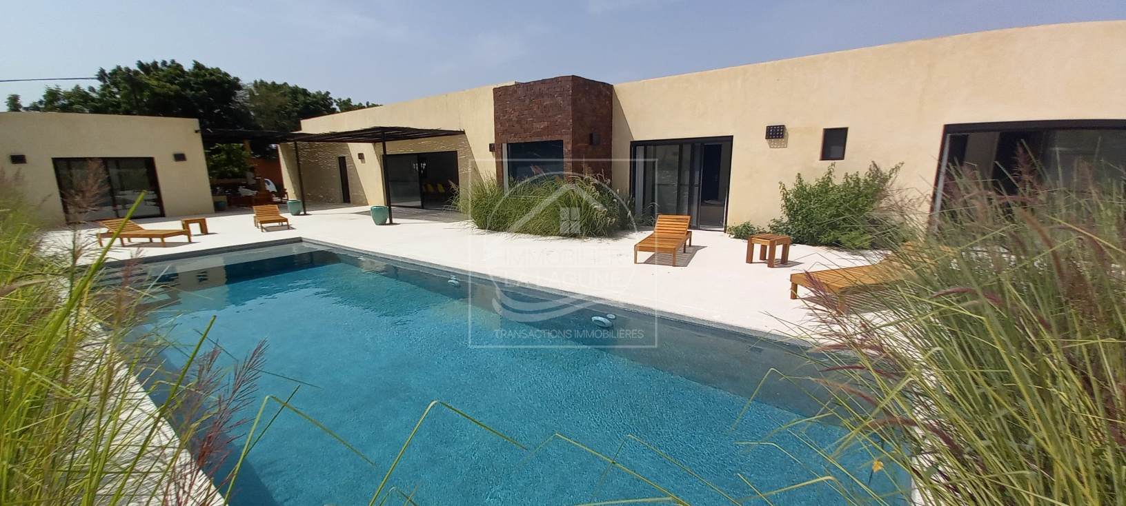 Agence Immobilière Saly Sénégal - V2820 - Villa à NGAPAROU - V2820-villa-a-vendre-a-ngaparou-senegal