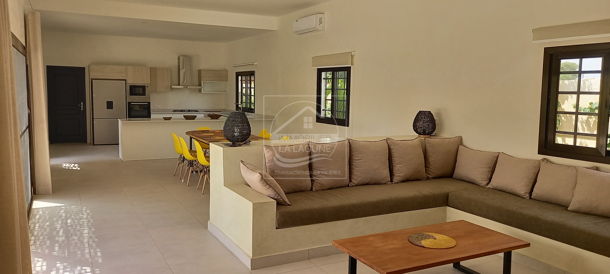 Agence Immobilière Saly Sénégal - V2820 - Villa à NGAPAROU - V2820-villa-a-vendre-a-ngaparou-senegal