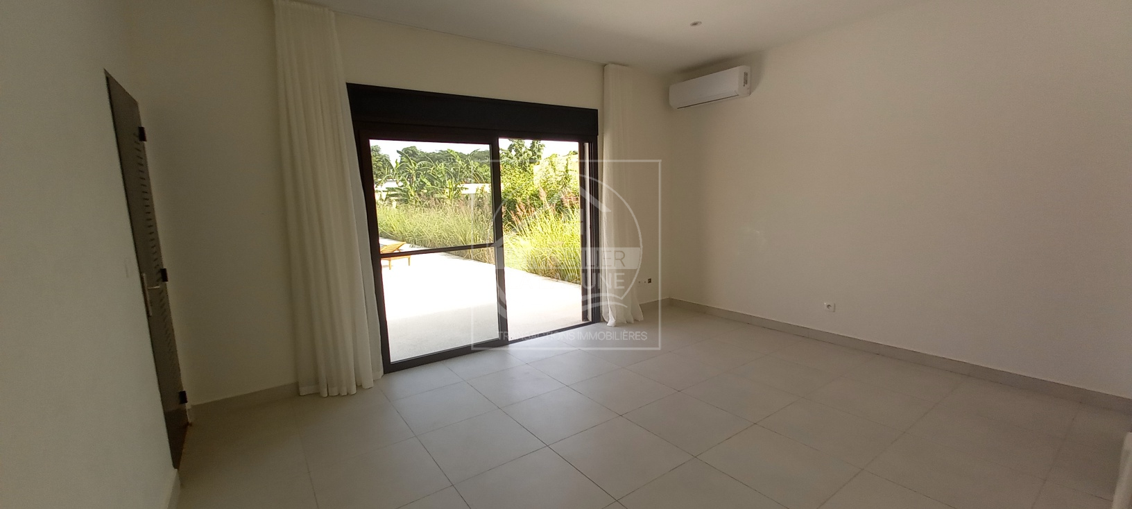 Agence Immobilière Saly Sénégal - V2820 - Villa à NGAPAROU - V2820-villa-a-vendre-a-ngaparou-senegal