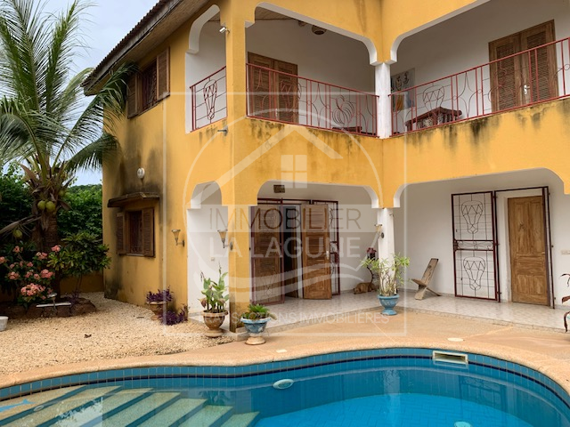 Agence Immobilière Saly Sénégal - V2821 - Villa à NGAPAROU - V2821 villa a vendre ngaparou senegal