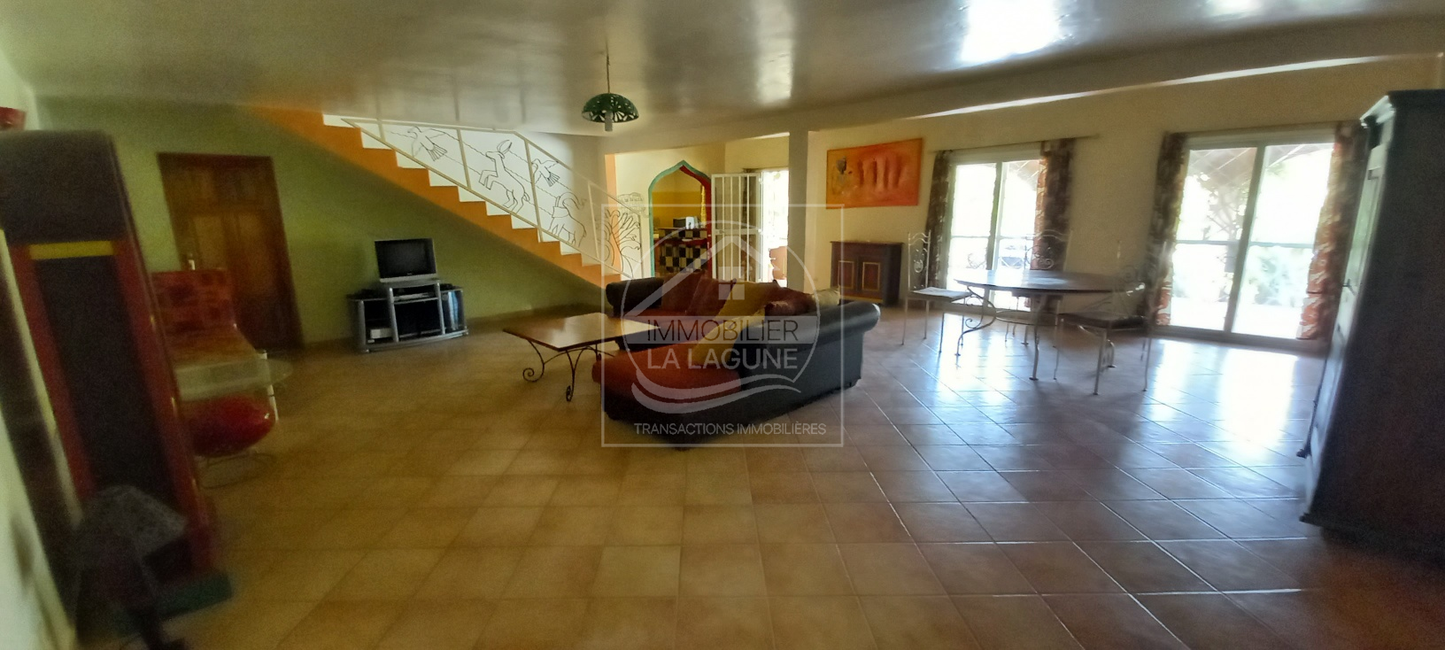 Agence Immobilière Saly Sénégal - V2826 - Villa à SOMONE - V2826-villa-a-vendre-a-somone-avec-piscine-senegal