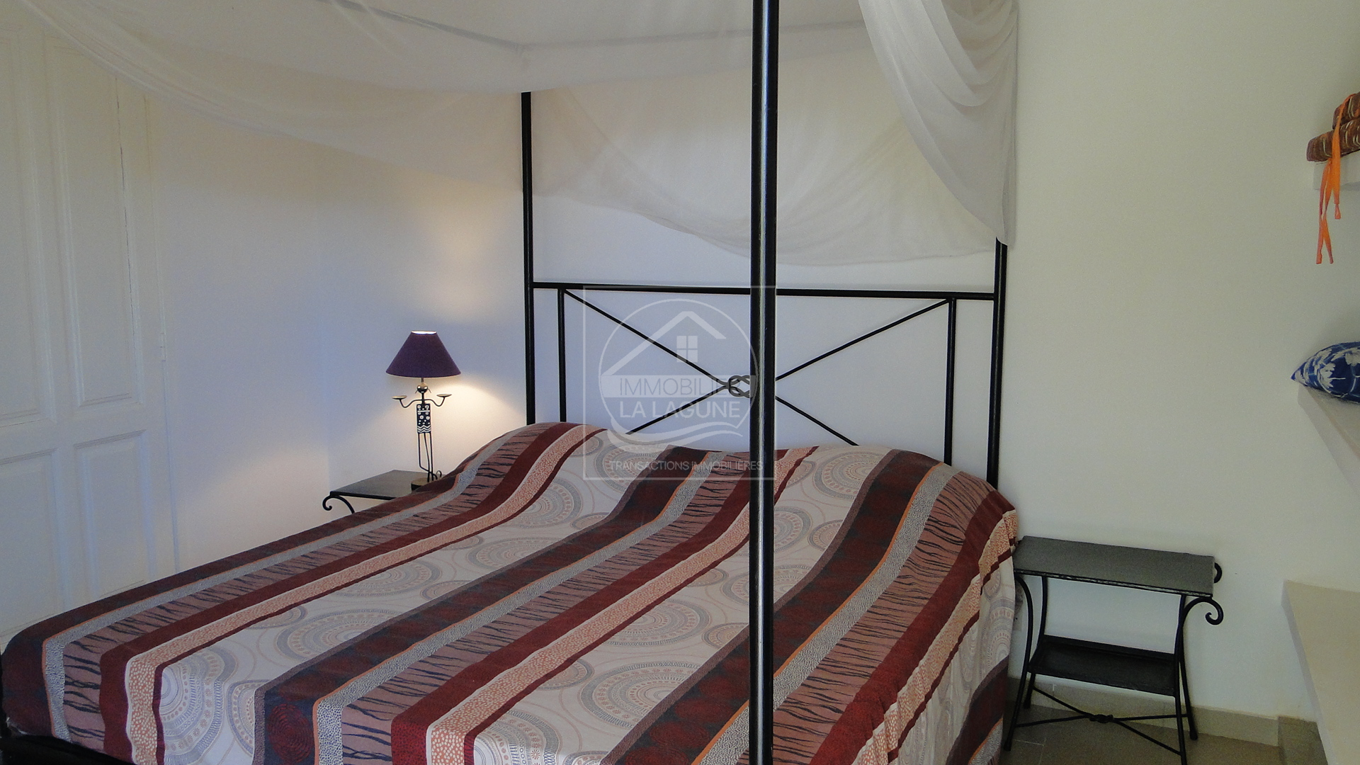 Agence Immobilière Saly Sénégal - V2075 - Villa à NGAPAROU - V2075 Villa avec piscine à vendre à Ngaparou Sénégal