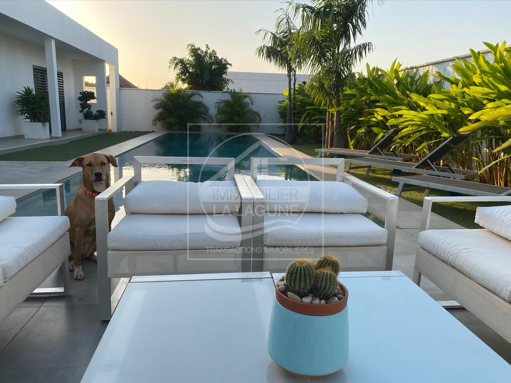 Agence Immobilière Saly Sénégal - V2834 - Villa à SALY - V2834 villa a vendre somone senegal