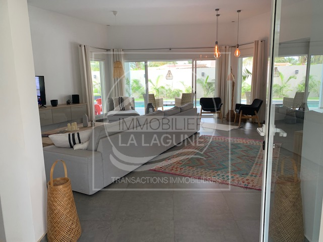 Agence Immobilière Saly Sénégal - V2837 - Villa à SALY - V2837 villa à vendre en titre foncier saly senegal