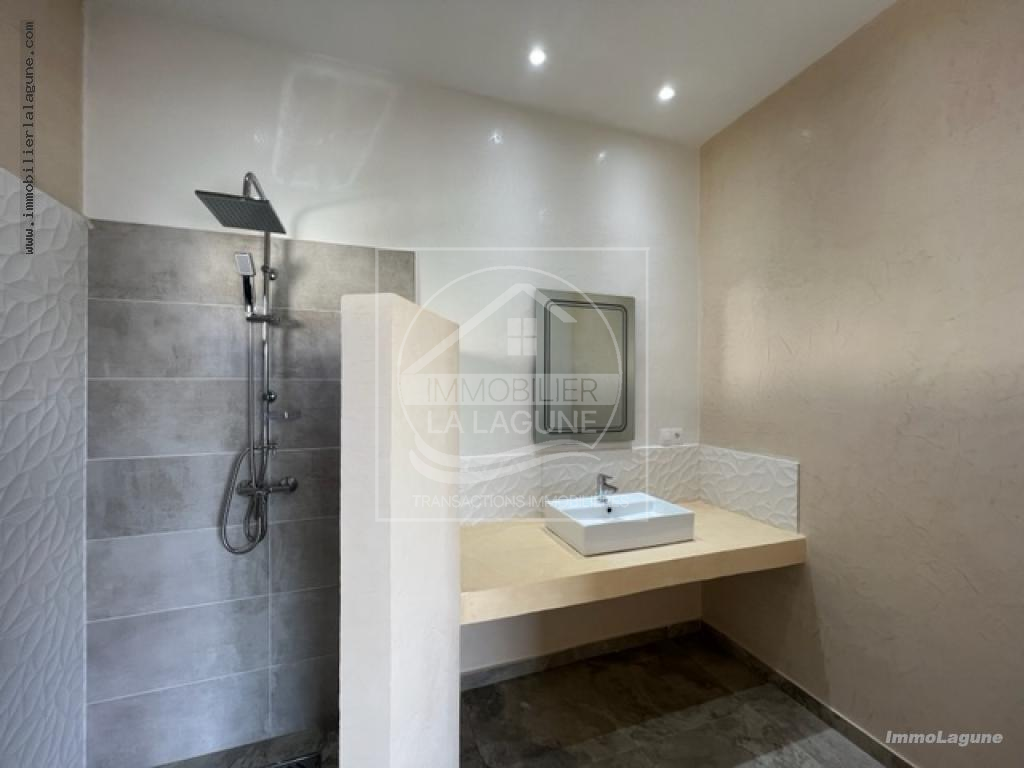 Agence Immobilière Saly Sénégal - V2864 - Villa à NGUERIGNE - V2864 villa a vendre ngurerigne senegal