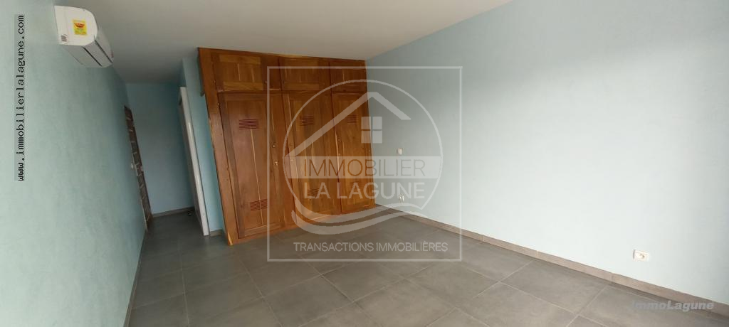 Agence Immobilière Saly Sénégal - V2867 - Villa à NGAPAROU - V2867-villa-a-vendre-a-ngaparou-senegal