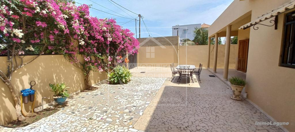 Agence Immobilière Saly Sénégal - V2924 - Villa à SALY - V2924-villa-a-vendre-a-saly-senegal