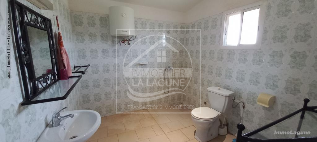 Agence Immobilière Saly Sénégal - V2924 - Villa à SALY - V2924-villa-a-vendre-a-saly-senegal