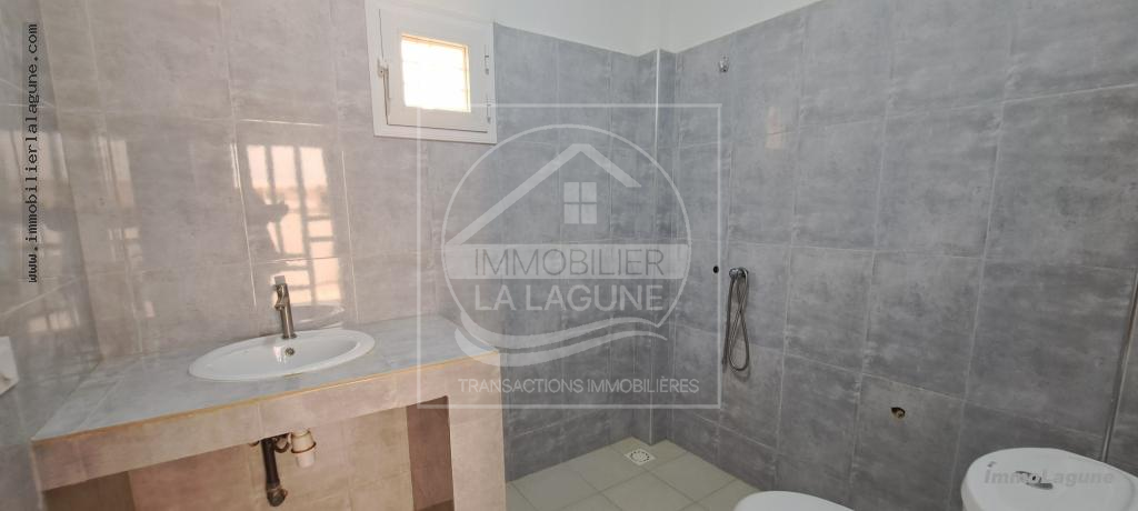 Agence Immobilière Saly Sénégal - V3048 - Villa à SALY - V3048-villa-a-vendre-a-saly-senegal