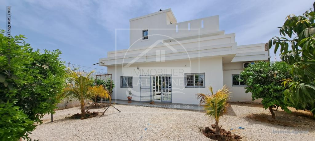 Agence Immobilière Saly Sénégal - V3048 - Villa à SALY - V3048-villa-a-vendre-a-saly-senegal
