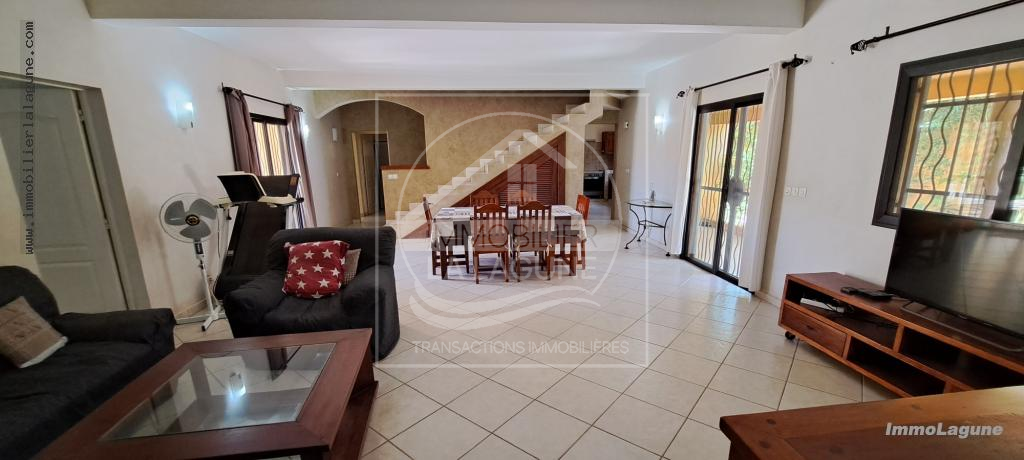 Agence Immobilière Saly Sénégal - V3064 - Villa à SALY - V3064-villa-avendre-a-saly-avec-piscine-