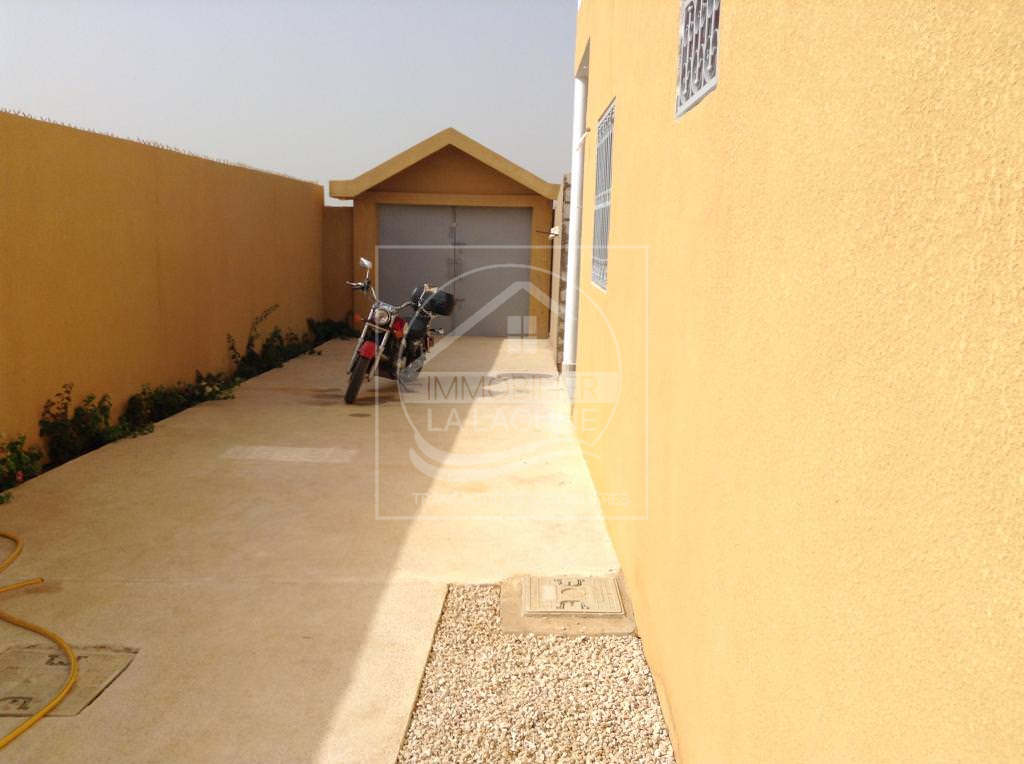 Agence Immobilière Saly Sénégal - V1947 - Villa à SALY - v1947 maison en titre foncier à acheter à saly senegal