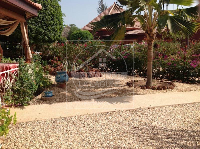 Agence Immobilière Saly Sénégal - V1955 - Villa à SALY - cour jardin