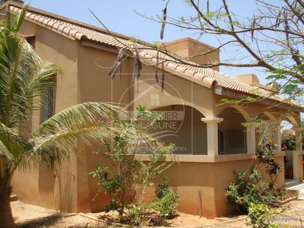 Agence Immobilière Saly Sénégal - V2107 - Villa à NGAPAROU - V2107 Villa à vendre à Ngaparou senegal