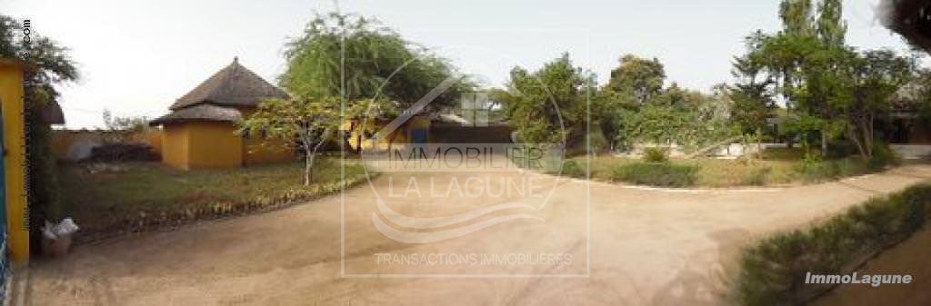 Agence Immobilière Saly Sénégal - V2175 - Villa à NDANGANE - V2175-Villa-piscine-a-vendre-a-Ndangane-senegal