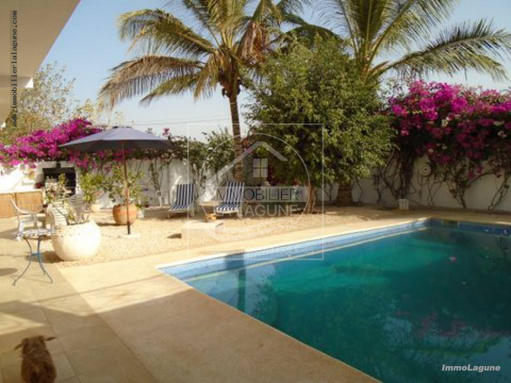Agence Immobilière Saly Sénégal - V2221 - Villa à MBOUR - V2221 villa-a-vendre-saly-senegal