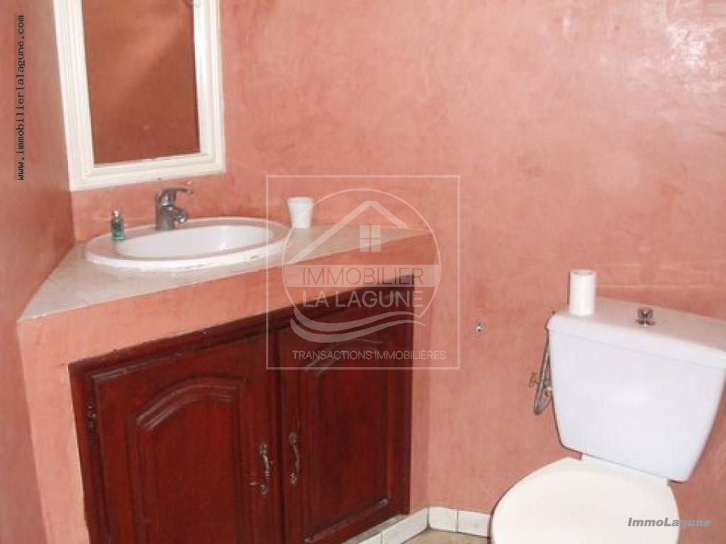 Agence Immobilière Saly Sénégal - V2233 - Villa à SALY - V2233 villa avec piscine en residence a acheter a saly senegal