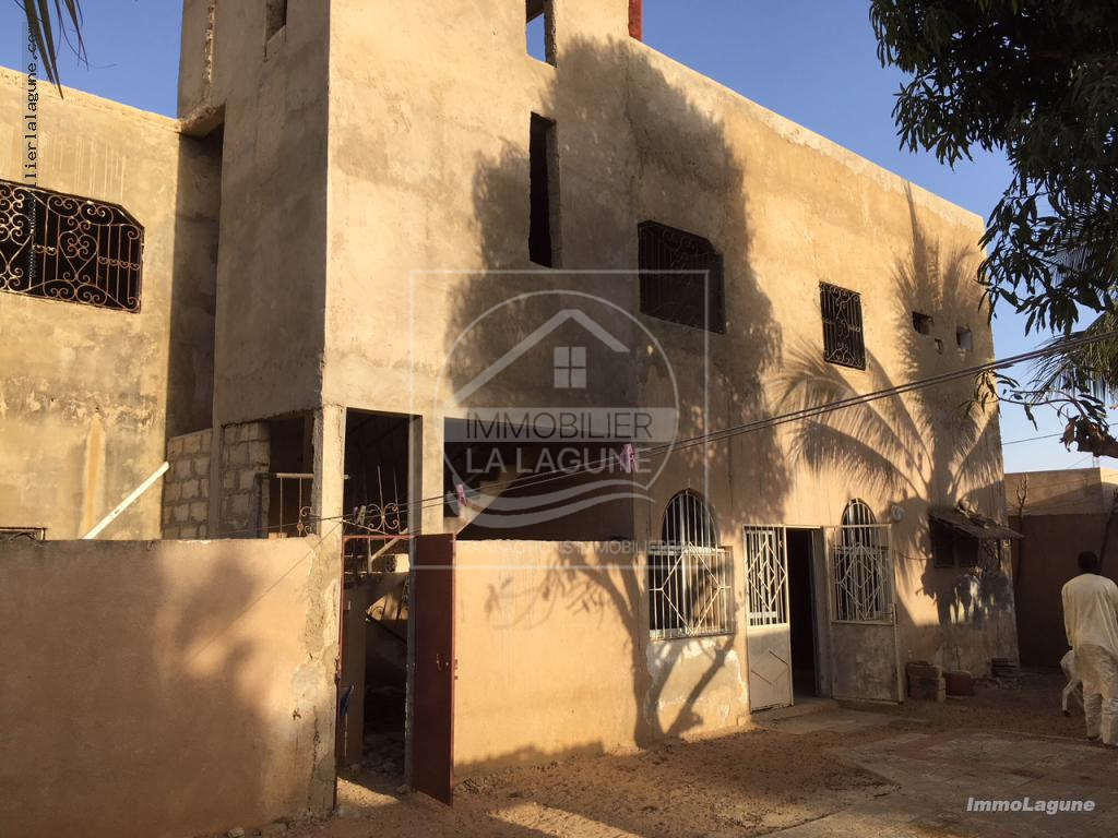 Agence Immobilière Saly Sénégal - V2348 - Villa à NGAPAROU - V2348 villa a vendre ngaparou senegal