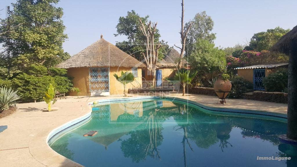 Agence Immobilière Saly Sénégal - V2441 - Villa à SOMONE - V2441-villa-en-vente-a-somone-avec-piscine-senegal