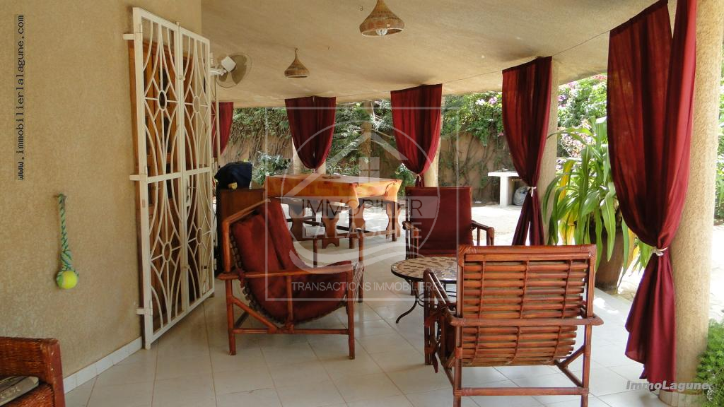 Agence Immobilière Saly Sénégal - V1766 - Villa à SOMONE - V1766 Vente villa à Somone senegal avec piscine