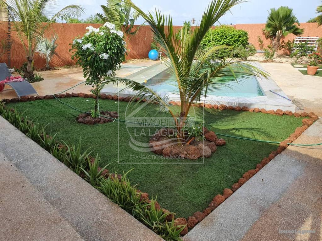 Agence Immobilière Saly Sénégal - V2586 - Villa à SOMONE - V2586-villa-a-vendre-a-somone-avec-piscine-senegal