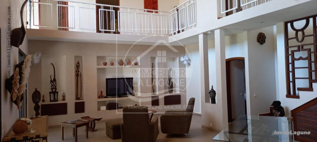 Agence Immobilière Saly Sénégal - V2741 - Villa à NGAPAROU - V2741-villa-a-vendre-avec-piscine-a-ngaparou-senegal