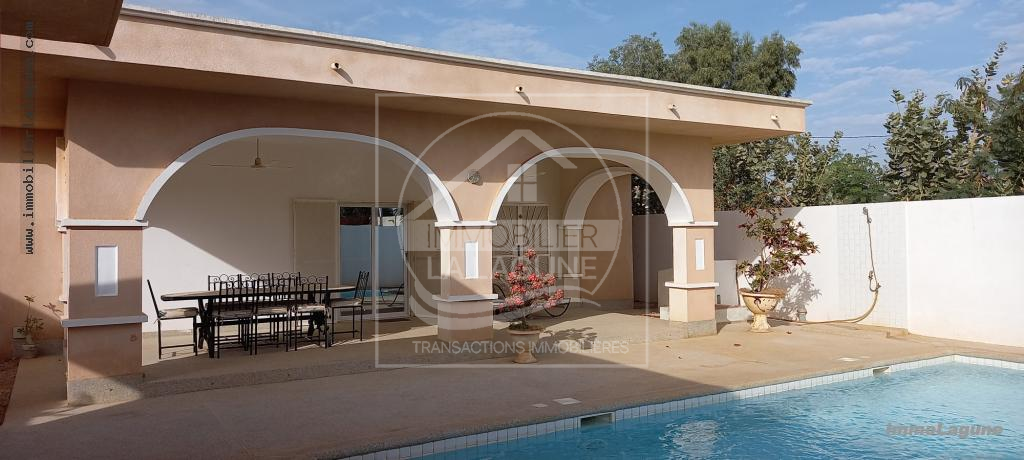 Agence Immobilière Saly Sénégal - V2749 - Villa à NGAPAROU - V2749-villa-a-vendre-a-ngaparou-senegal-avec-piscine