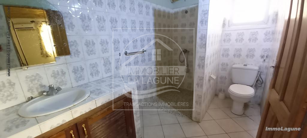 Agence Immobilière Saly Sénégal - V2771 - Villa à SALY - V2771-villa-a-vendre-a-saly-avec-piscine-senegal