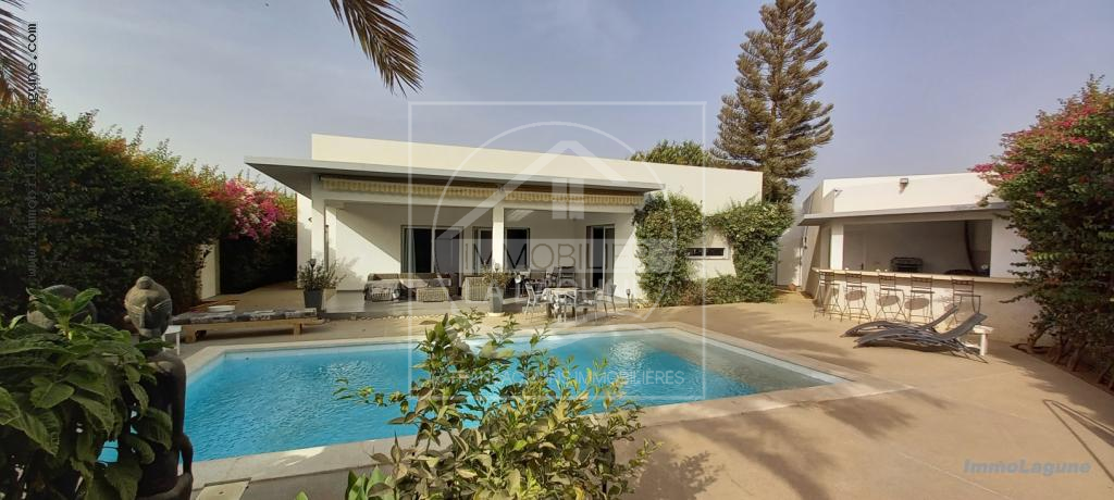 Agence Immobilière Saly Sénégal - V2772 - Villa à NGUERIGNE - V2772-villa-a-vendre-a-nguerigne-senegal-avec-piscine