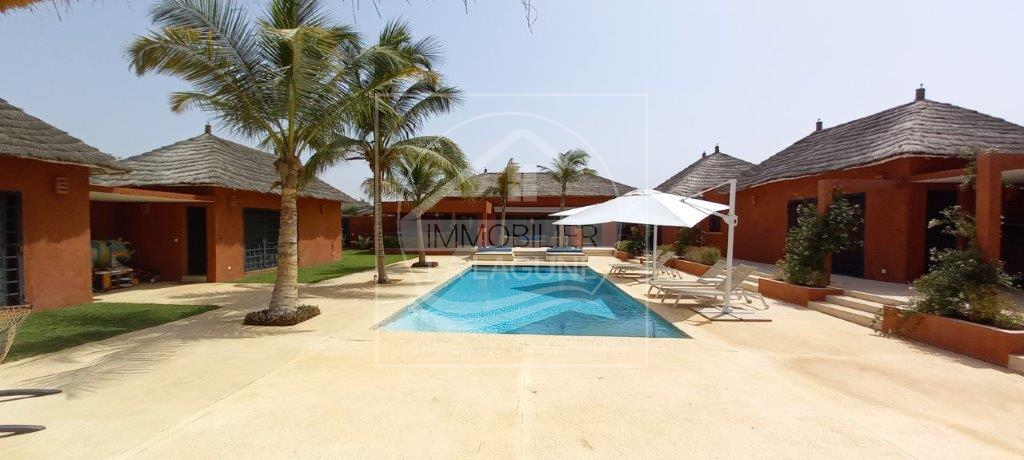 Agence Immobilière Saly Sénégal - V2788 - Villa à NGAPAROU - V2788-villa-a-vendre-a-ngaparou-avec-piscine-en-residence
