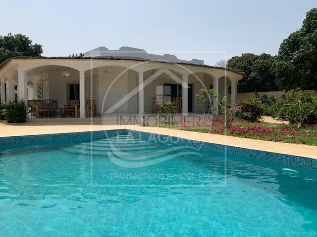 Agence Immobilière Saly Sénégal - V2658 - Villa à NGAPAROU - V2658 villa-a-vendre-senegal- ngaparou