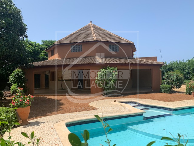 Agence Immobilière Saly Sénégal - V2811 - Villa à NGAPAROU - V2811 villa a vendre ngaparou senegal