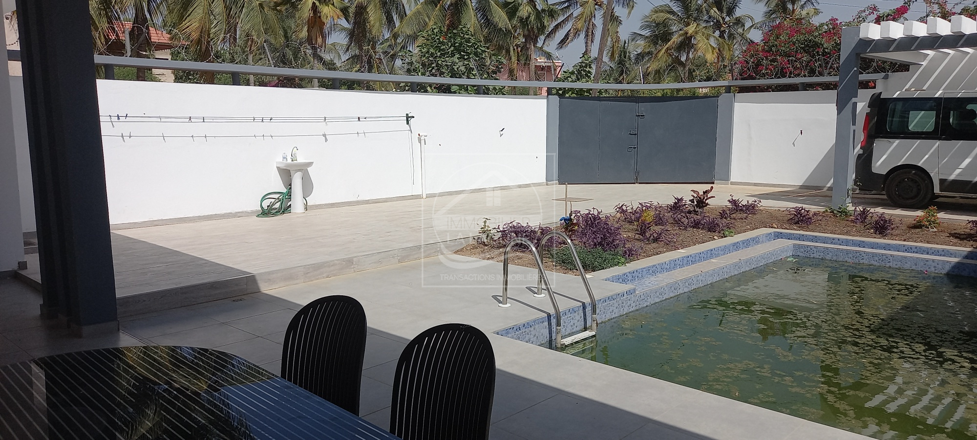 Agence Immobilière Saly Sénégal - V2847 - Villa à SALY - V2847-villa-a-vendre-a-saly-senegal-avec-piscine