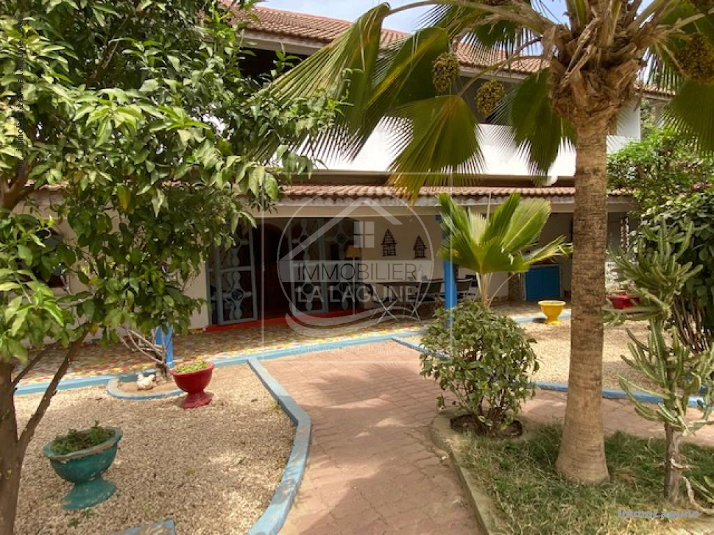Agence Immobilière Saly Sénégal - C2886 - Commerce à MBALING - C2886 commerce a vendre warang senegal