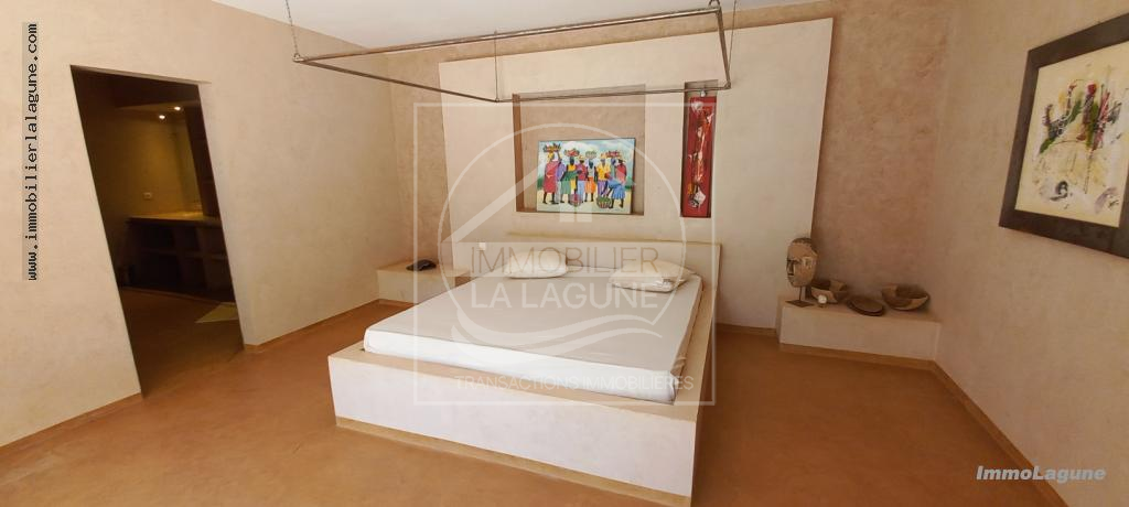 Agence Immobilière Saly Sénégal - V2913 - Villa à NGAPAROU - V2913-villa-a-vendre-a-ngaparou-avec-pisicne-senegal