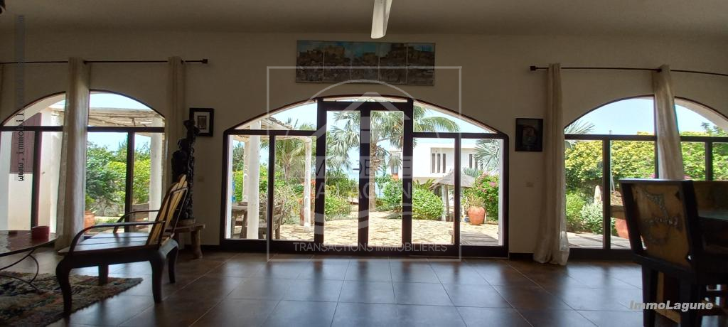 Agence Immobilière Saly Sénégal - V2936 - Villa à MBOUR - V2936 villa pied dans l\'eau a vendre saly senegal